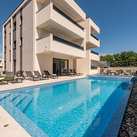 Apartments Menalo Elegance Zaton  Bagian luar foto